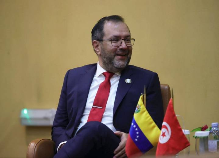 Venezuela califica de ilegales las sanciones del Tesoro de EU contra Petro