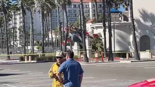 5 personas heridas tras choque de helicóptero en Huntington Beach