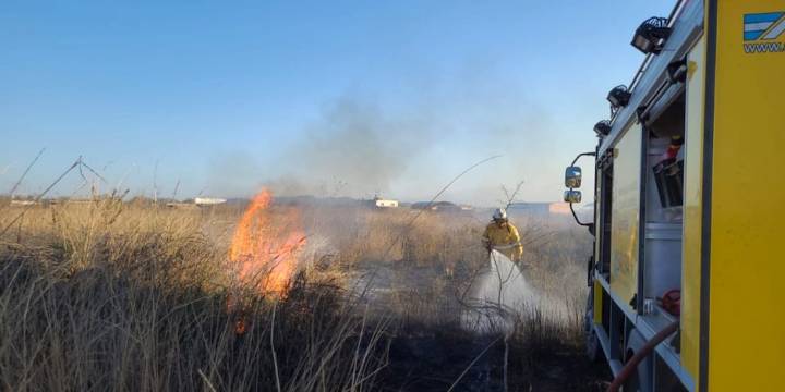 Incendios en Salta: hay focos activos cerca del aeropuerto