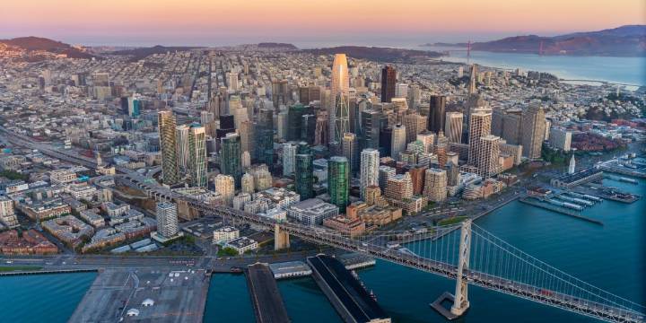 AI startups are leasing luxury apartments in San Francisco for staff and offering large rent stipends to attract talent 