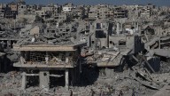 Gazans return to ruins as aid groups prepare deliveries