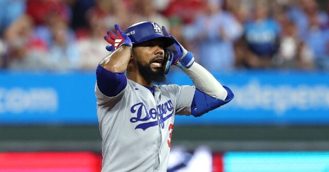 Dodgers' Teoscar Hernandez Flees Team's Hotel in Milwaukee Over Wife's Fear of Ghosts