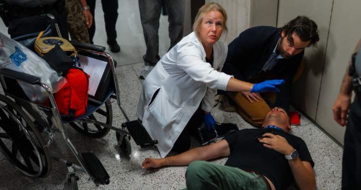 Journalists grabbed, shoved by ICE agents in New York immigration court