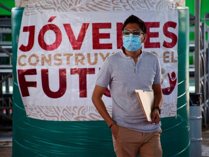 Inscribete a Jóvenes Construyendo el Futuro y recibe 8,480 pesos mensuales