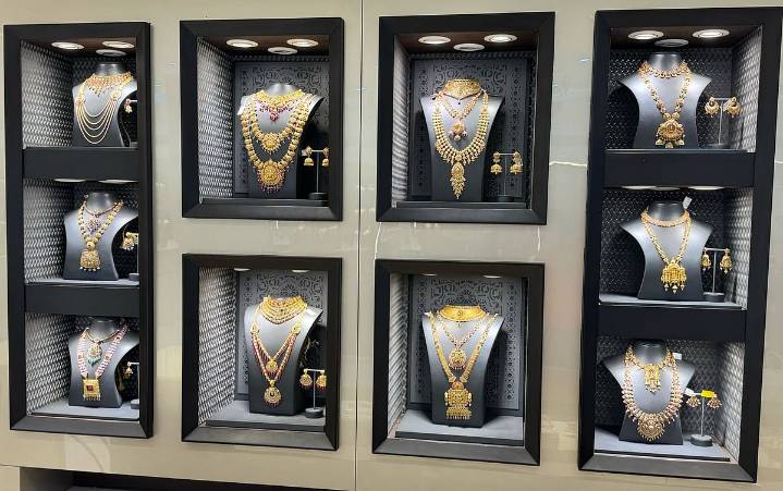 Gold, Silver Prices Edge Up Marginally — Check Rates In Delhi, Mumbai And Other Cities