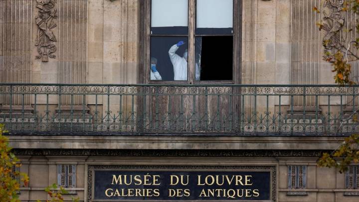Robo al Museo del Louvre: detenido no era consciente de la gravedad del delito, asegura su abogada