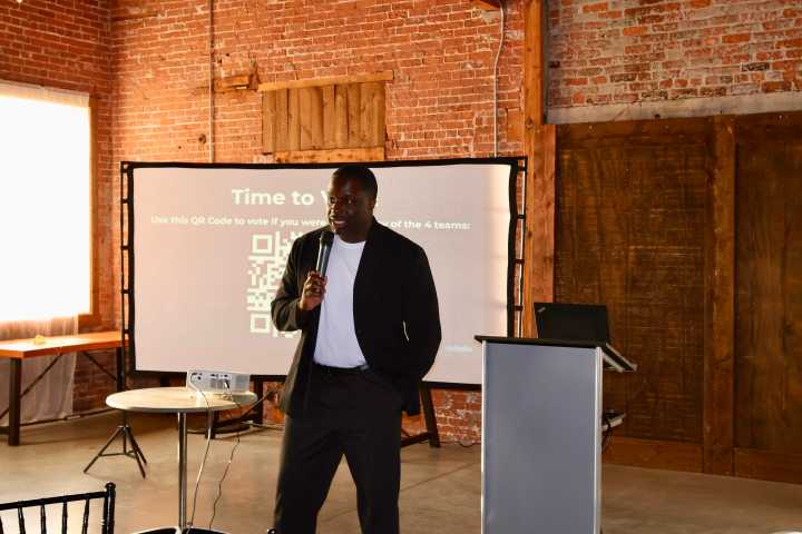 Hope Scholars Initiative takes top prize at Growth Lab pitch competition