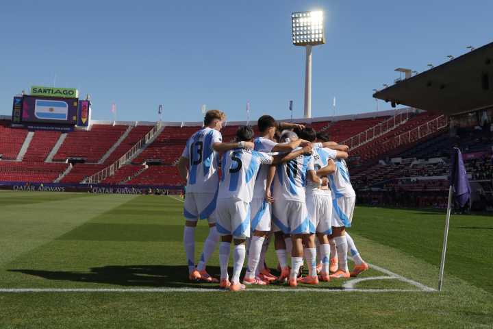Argentina aplasta a Nigeria y se medirá en cuartos con México
