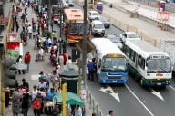 Gremios de transportistas acuerdan no participar en paro convocado para hoy 15 de octubre