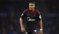 Sevilla confirma lesión de Alexis Sánchez y así reaccionaron los hinchas