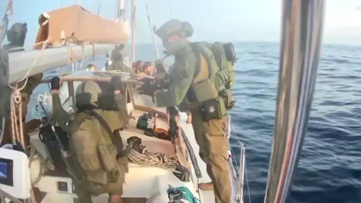 Israeli military intercepts another flotilla  heading to Gaza, detains scores of activists
