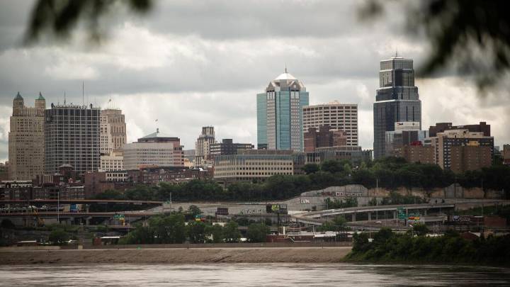 Kansas City ghost tours and haunted hunts for Halloween