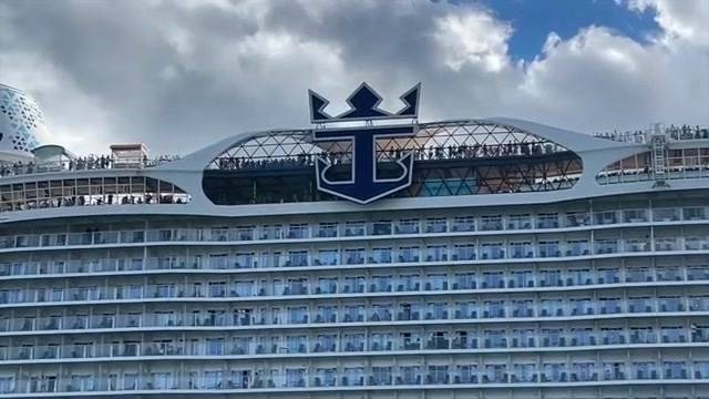 CDC: 98 contract norovirus aboard Serenade of the Seas; ship to dock at PortMiami