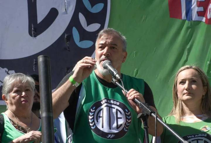 Rodolfo Aguiar: "Cumplir el Pacto de Mayo significa un drástico ajuste sobre el gasto público en las provincias"