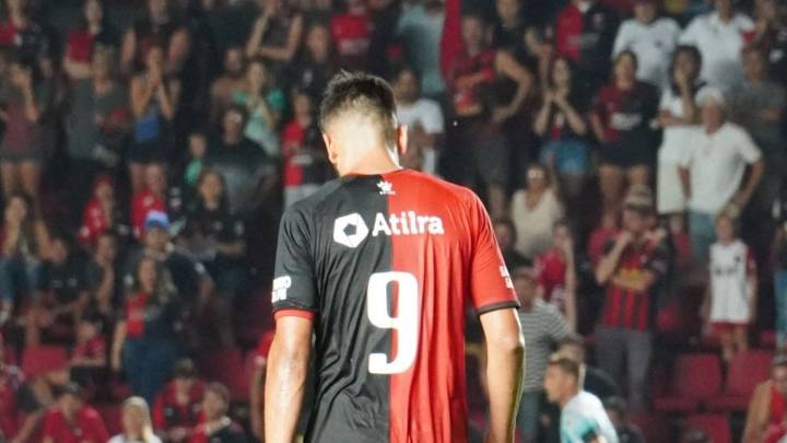 Colón zanjó un conflicto histórico: la deuda con Lucas Viatri fue saldada por completo