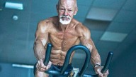 Las claves de su entrenamiento: el abuelo que dejó su vida sedentaria para transformar su físico a los 70 años