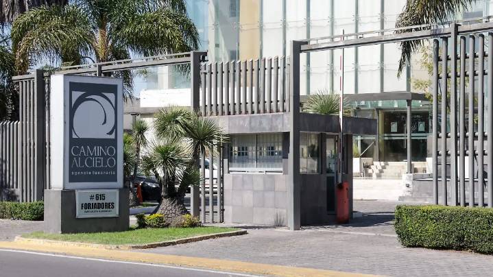 Despiden a Manolo Lapuente en privado; el Club Puebla alista homenaje