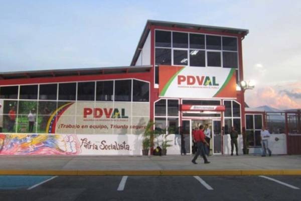 Gobierno anuncia la rehabilitación del 100% de comercios PDVAL y Mercal para 2026