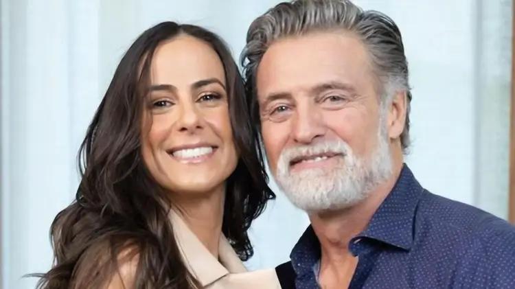 Juan Soler y Paulina Mercado enamoran en Granada con romance de novela