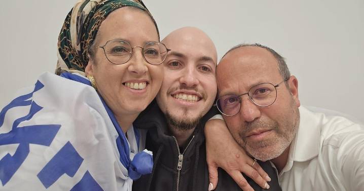 Live updates: Trump to speak as Hamas hands over last living Israeli hostages in Gaza under peace deal