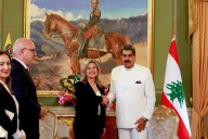 Presidente recibe cartas credenciales de embajadores de Cuba y Líbano
