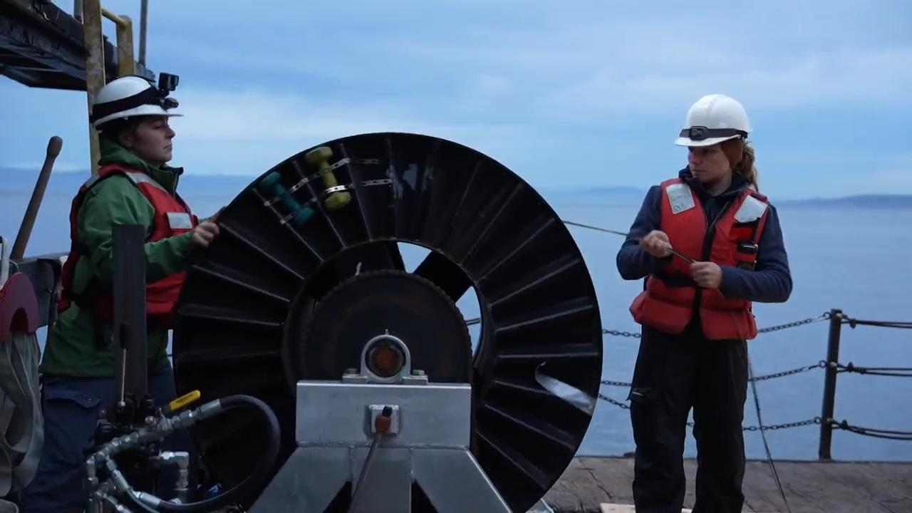Scientists hope underwater fiber-optic cables can help save endangered orcas