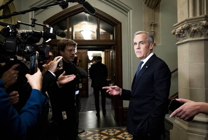 In the news today: New analysis of federal finances, India says no to Canadian envoys