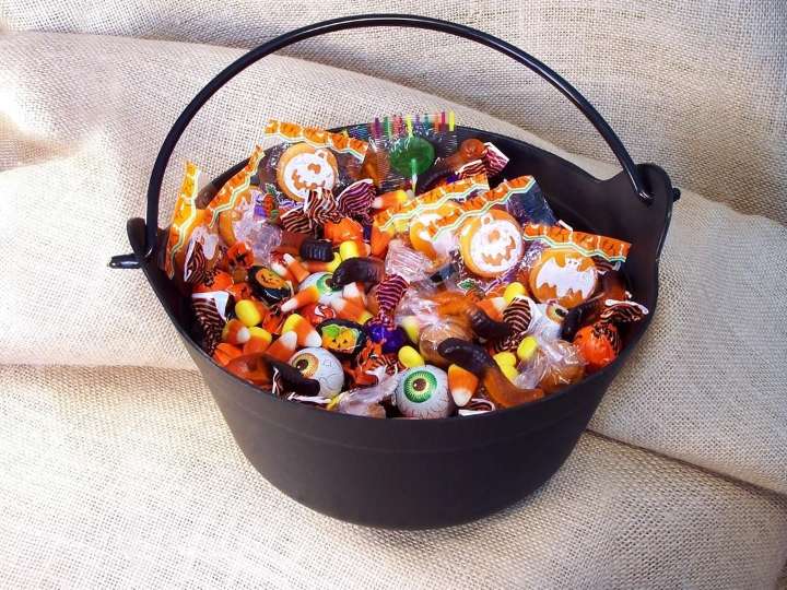 Trail of Treats follows the candy to Wick Park
