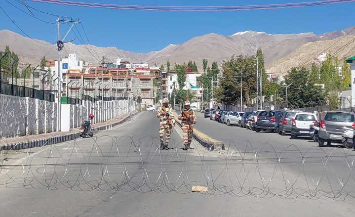 Leh DM Allows Opening Of Shops, Schools Up To Class 8, Public Transport On Oct 3
