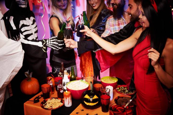 How to host a fabulous Halloween (or other) holiday theme party
