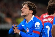 Tío Giuliano. Zurdazo de lejos y dedicatoria especial: el "regalo" de Simeone en el triunfo de Atlético de Madrid
