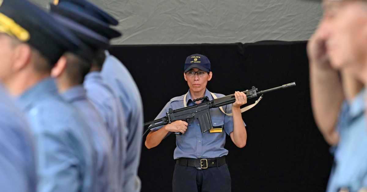 En Río Negro proponen que los policías no paguen pasajes en el transporte público