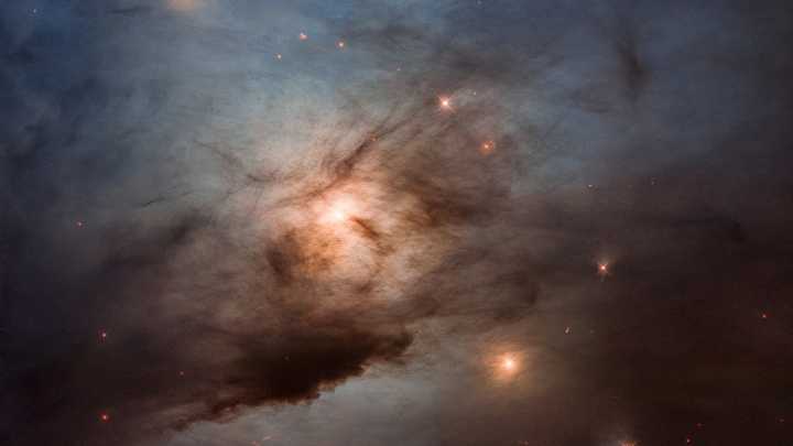 Un misterioso resplandor en el centro de nuestra galaxia lleva décadas desconcertando a los científicos... hasta ahora