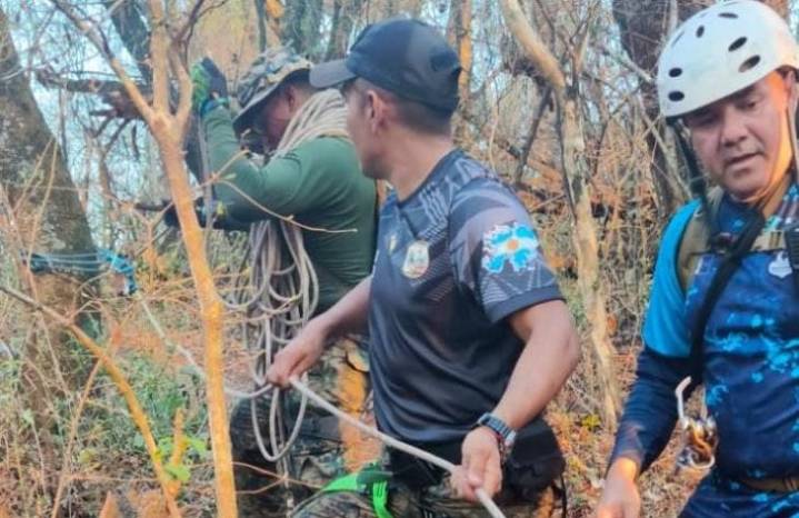 Rescatan a joven que se accidentó en la zona de Aguas Chiquitas