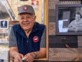 De abrir un puesto de “carnitas” para mantener a su familia a salir en Netflix y cumplir el “sueño americano”: la inspiradora historia del mexicano Inocencio Carbajal