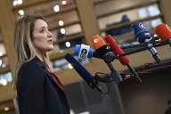 La presidente del Parlamento Ue, Metsola: “L’Europa deve difendersi, costi quel che costi”