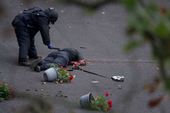 Una de las víctimas del ataque terrorista a la sinagoga de Mánchester murió por un disparo accidental de la Policía