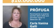 Ofrecieron una recompensa de $10 millones por datos sobre una mujer condenada por matar al novio de su hija