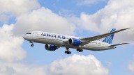 LAX-bound flight detours after plane's windshield cracks mid