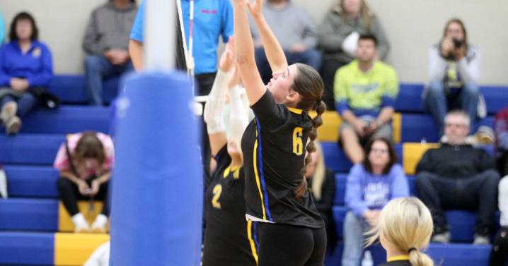 Spartans fall to Oakridge in five sets