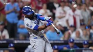 Hernández's homer lifts Ohtani and the Los Angeles Dodgers over the Philadelphia Phillies 5