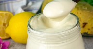 Cómo hacer mayonesa saludable con cuatro ingredientes y en 10 minutos 