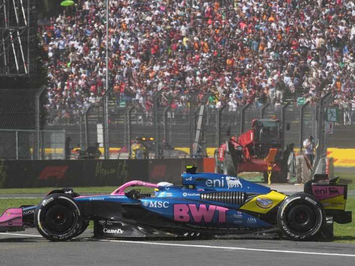 El trompo de Franco Colapinto en la segunda curva del Gran Premio de México: qué le pasó al argentino