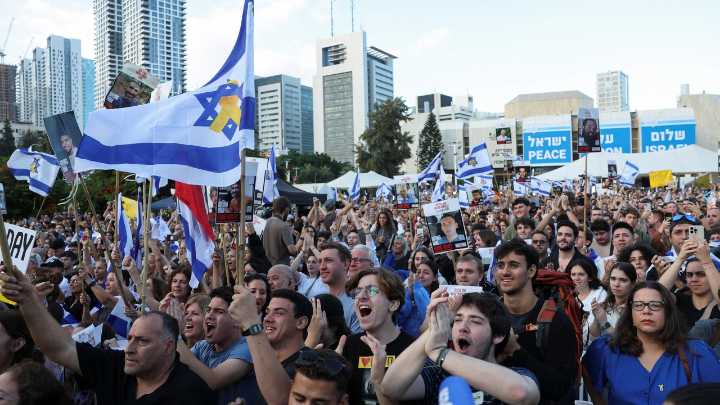 Hamás comienza a liberar a los 20 rehenes israelíes con vida como parte del acuerdo de paz en Gaza