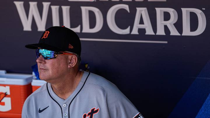 AJ Hinch gets 100% real on ‘tough day’ in Game 2 vs. Guardians