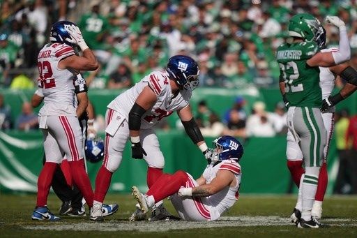 Giants' Cam Skattebo carted off field with right ankle injury