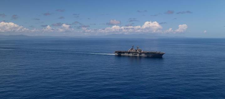 Crecen dudas de legalidad de bombardeos de EE.UU. en el Mar Caribe