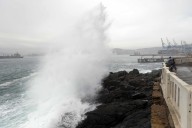 Fenómeno afectará a casi todo Chile: Armada emite aviso de marejadas para 10 regiones