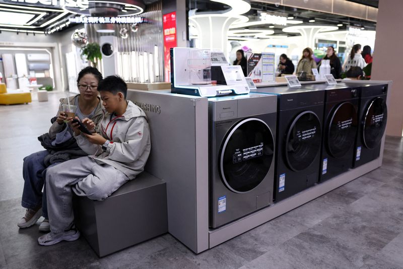 China's Q3 GDP growth slows to one-year low in test of long