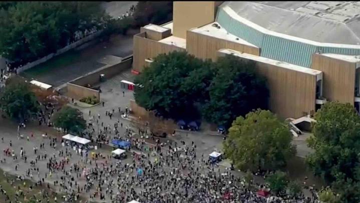 Marchas Contra Donald Trump Se Realizan en Varias Ciudades de Estados Unidos
